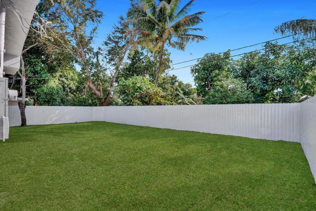 Cryptocabana Miami Bagian luar foto